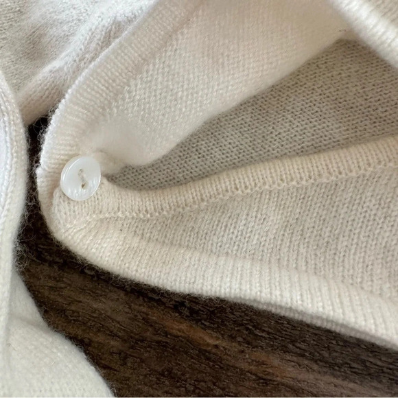 Designer I Pinco Pallino Baby Girls 100% Cashmere Wrap Sweater Cream Bow Wedding - Picture 4 of 7